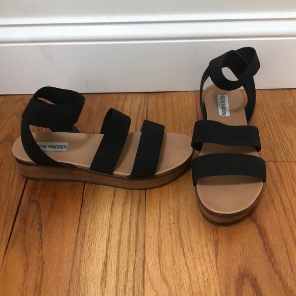 Steve Madden Shoes - Steve Madden platform sandals